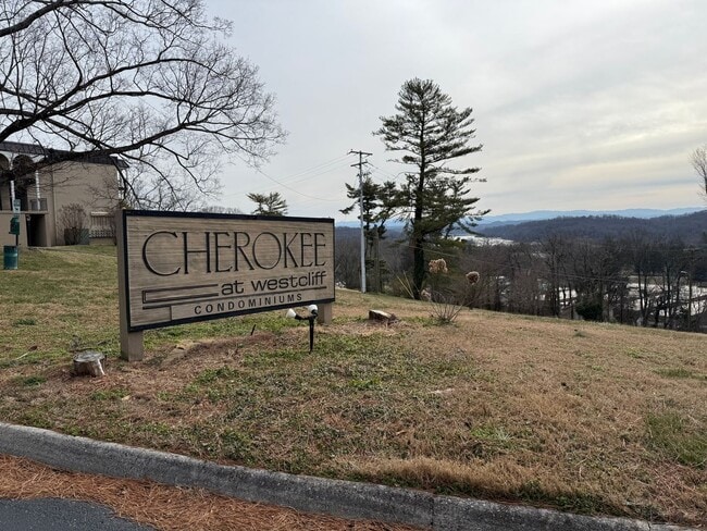 Foto del edificio - 5709 Lyons View Pike