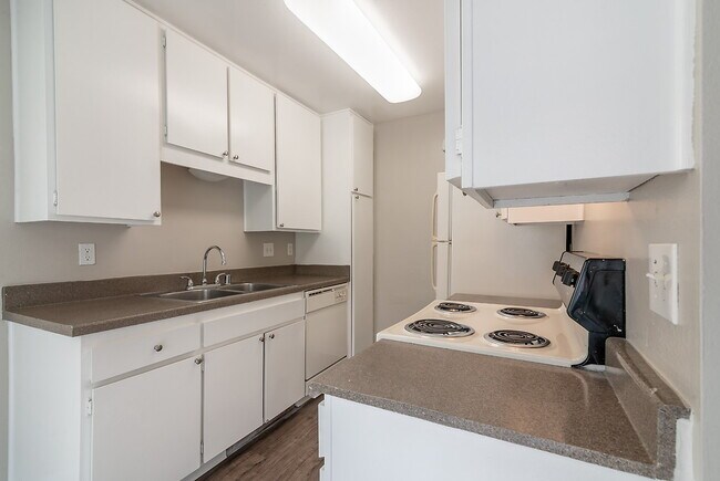 Foto del edificio - Summit Park Village