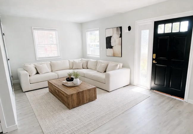 Foto del edificio - 25612 Lucille Ave