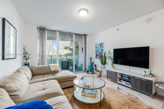 Foto del edificio - 31 SE 5th St