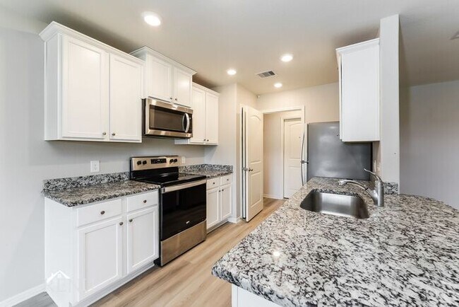 Foto del edificio - 25397 Cypress Bend Dr