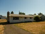 Primary Photo - Goldendale Home for Rent