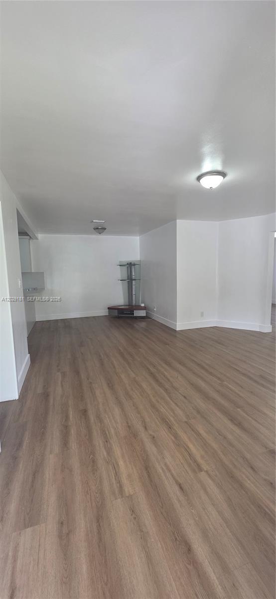 Foto del edificio - 3651 NW 8th Ct