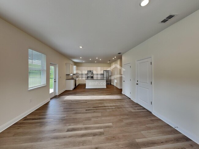 Foto del edificio - 3699 Windward Hls Blvd