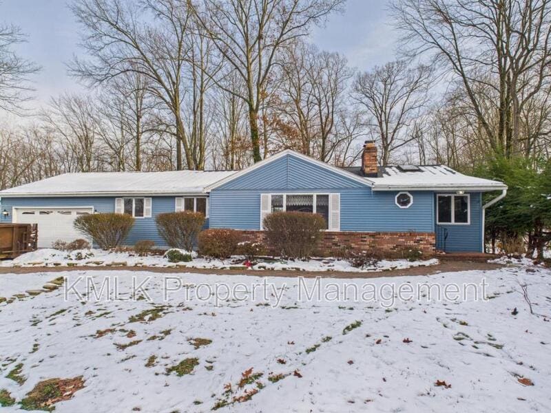 Foto principal - 5743 Brookwood Dr