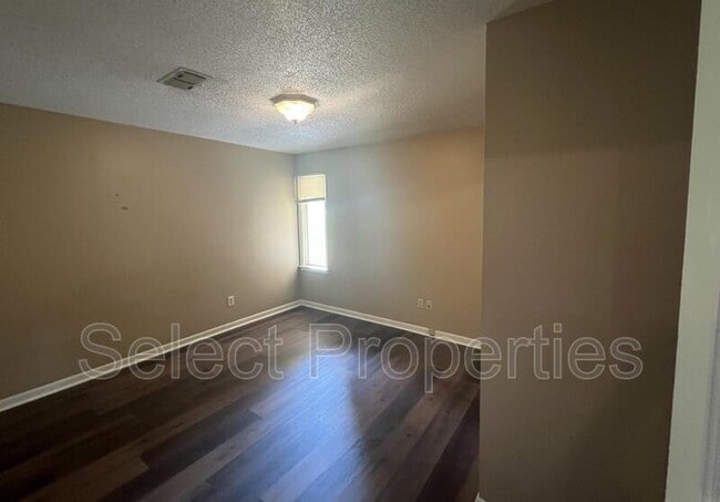 Building Photo - 4216 Brenda St