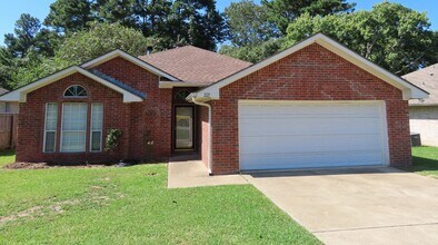 Building Photo - 221 Frederick Cir