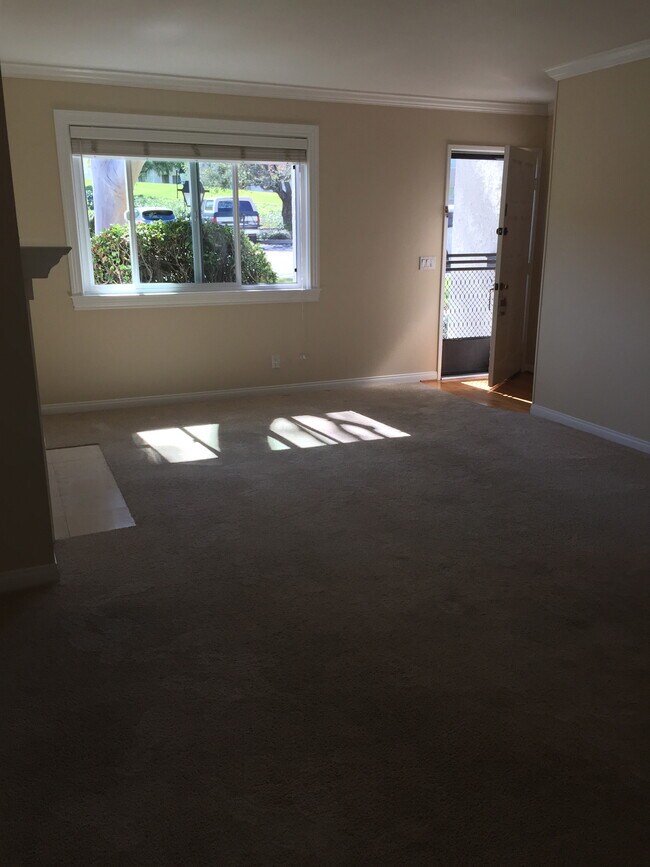 Foto del edificio - 237 Green Lea Pl