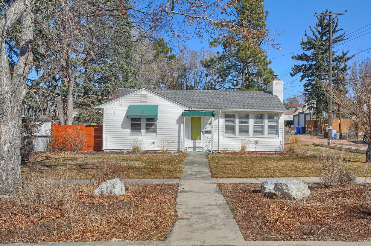 Primary Photo - 1414 E Cache La Poudre St