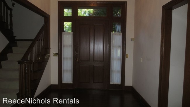 Building Photo - 56 Le Mans Ct