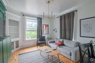 Building Photo - 1245 Rue St Marc