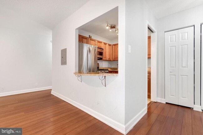 Foto del edificio - 4515 Willard Ave