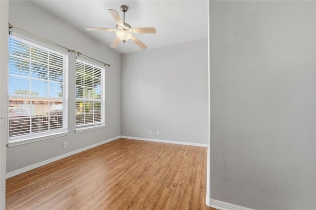 Photo - 5102 Caswell Avenue Unit A House