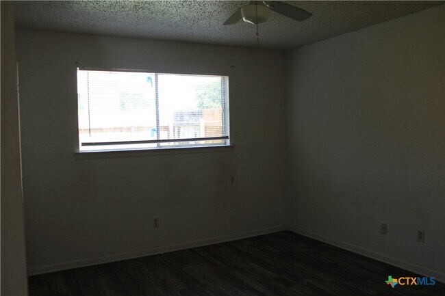 Foto del edificio - 2409 Valley Forge Ave