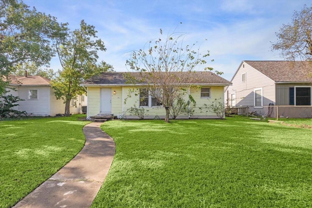 Foto principal - 1615 W 6th St