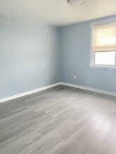 Building Photo - 6303 Farnsworth St