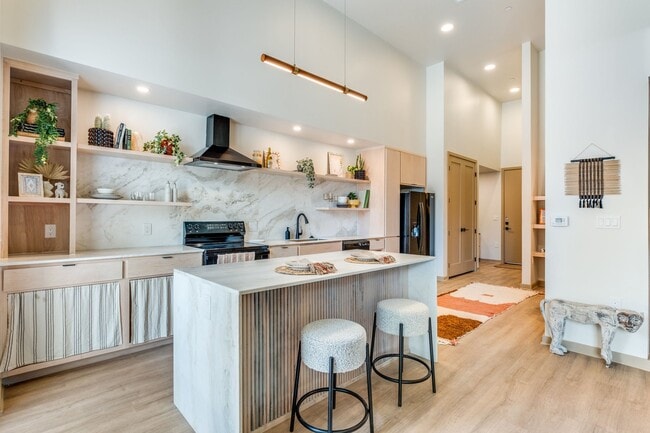 Bishop Canopy A2 Kitchen - Bishop North