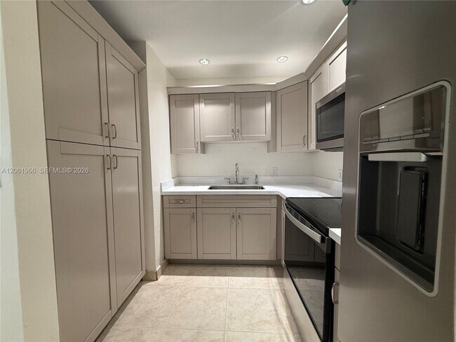Foto del edificio - 2520 NW 155th St