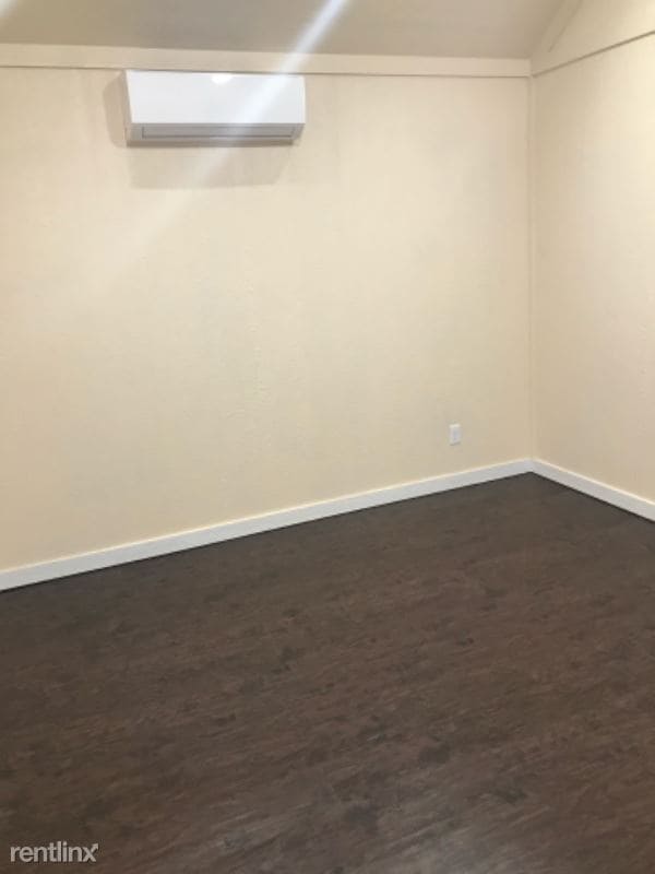Building Photo - 1 br, 1 bath House - 2056 fm 450 S