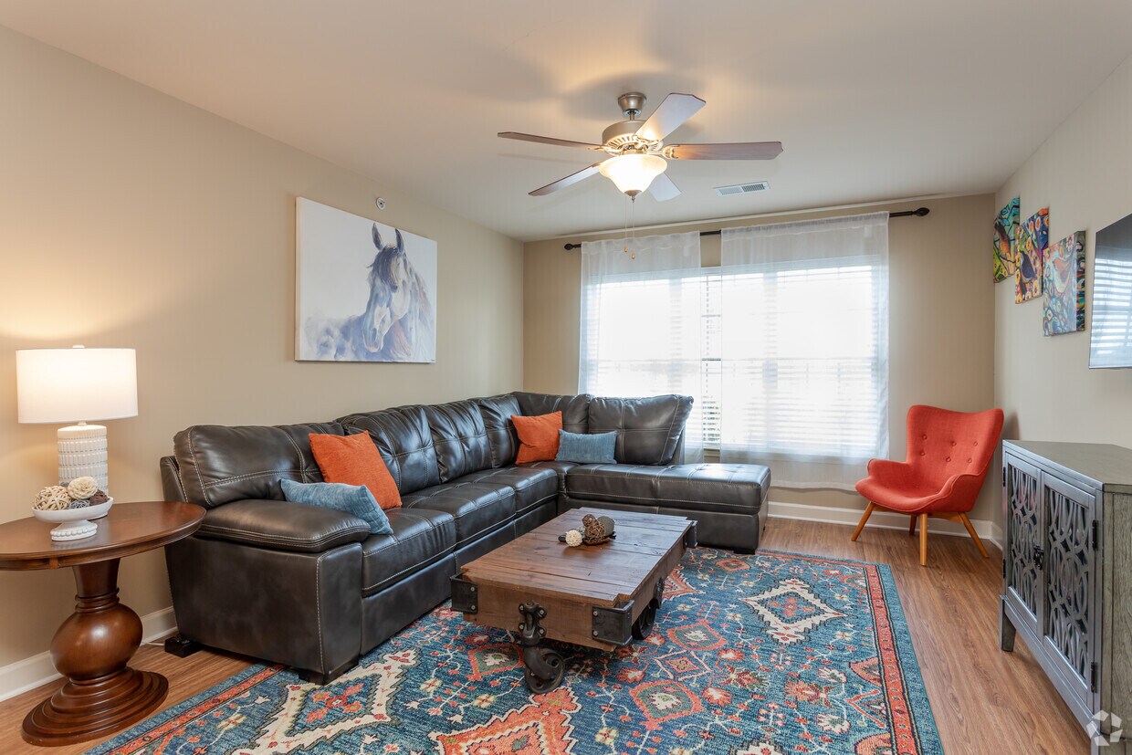 ParcStone Apartment Homes Apartments in Fayetteville, NC