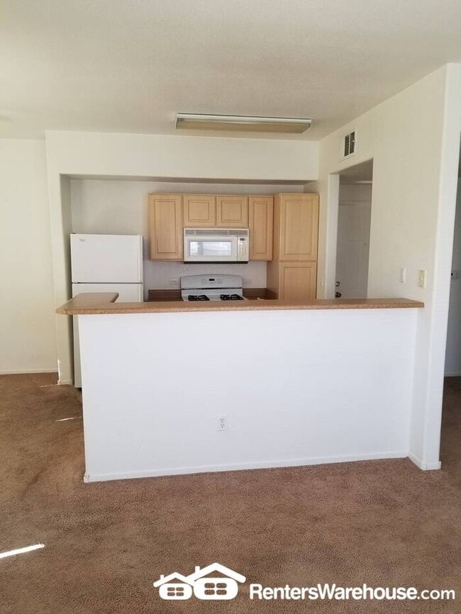 Building Photo - Renters Warehouse proudly presents an amaz...