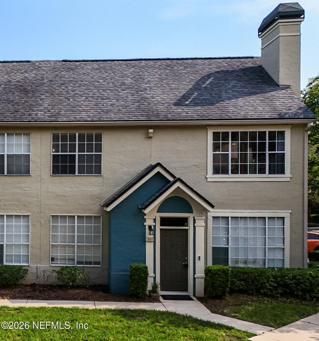 Building Photo - 13703 Richmond Park Dr N