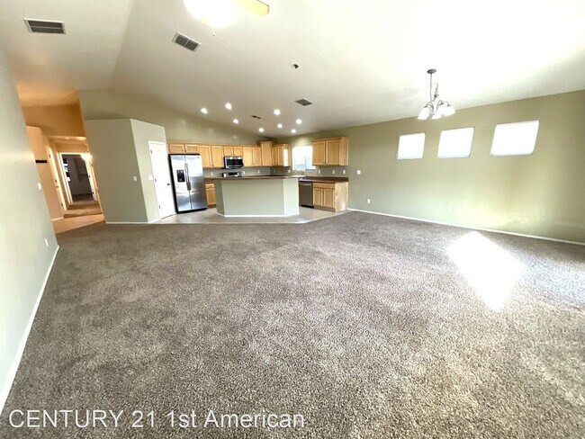 Foto del edificio - 3 br, 2 bath House - 10434 E Rose Hill Street