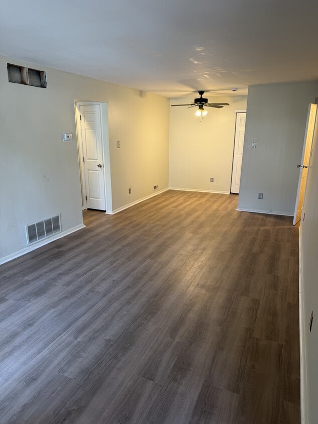 Photo - 574A Willow Turn (Mount Laurel Township, NJ)
