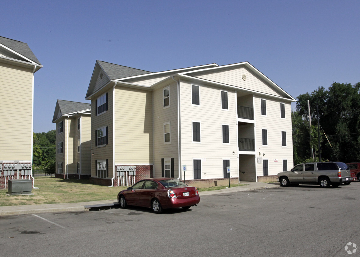 Primary Photo - Ruby Oaks Apartments