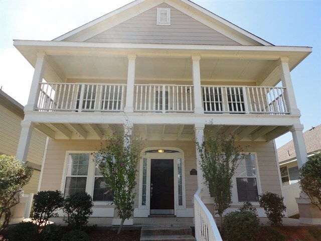 Primary Photo - 1360 Kingston Place
