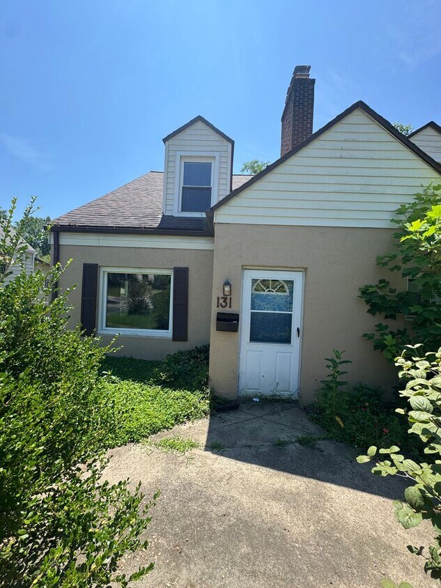 Foto principal - 125-131-131 Chase Rd