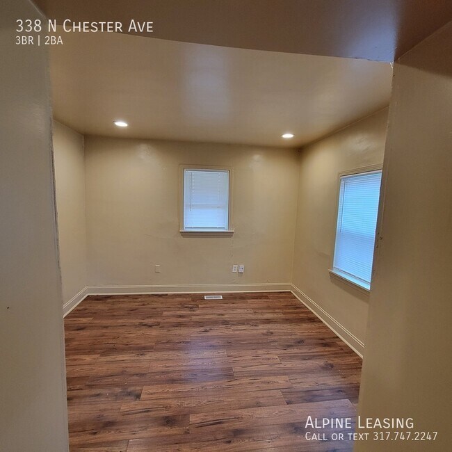 Building Photo - Near Eastside 3BR/2BA House w/Garage!
