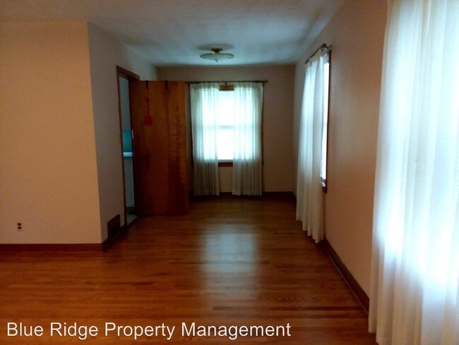 Building Photo - 4 br, 2 bath House - 1320 Post St.