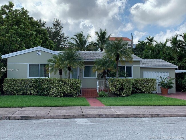 Building Photo - 20 Montilla Ave