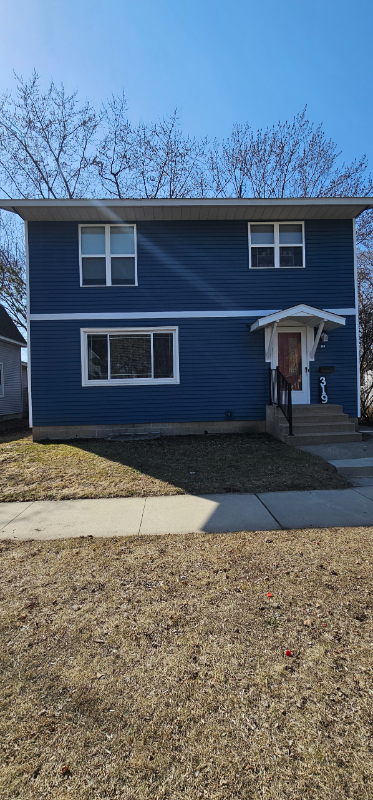 Primary Photo - 319 19th Ave N