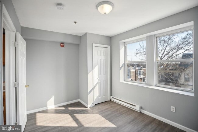Foto del edificio - 5200 N 11th St