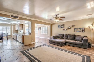 Foto del edificio - 5253 E Beck Ln