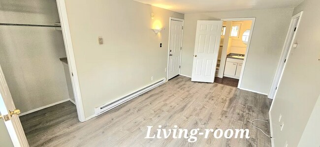 Building Photo - 1027 Cochran Mill Rd