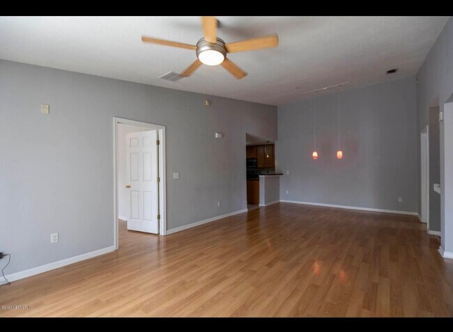 Building Photo - 8205 White Falls Blvd