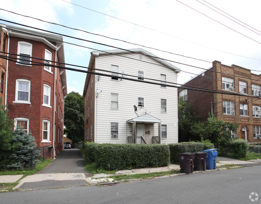 Building Photo - 343 High St