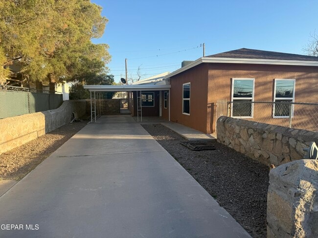 Foto del edificio - 218 Easter Way