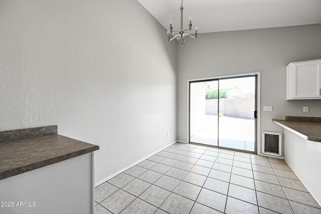Building Photo - 351 N Wildrose