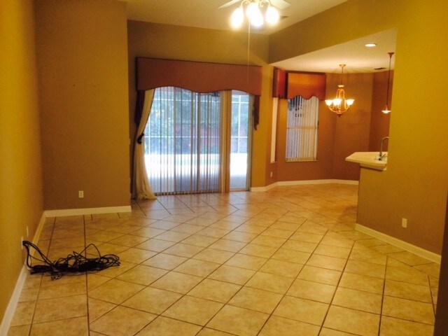 Building Photo - 5720 Bear Stone Run