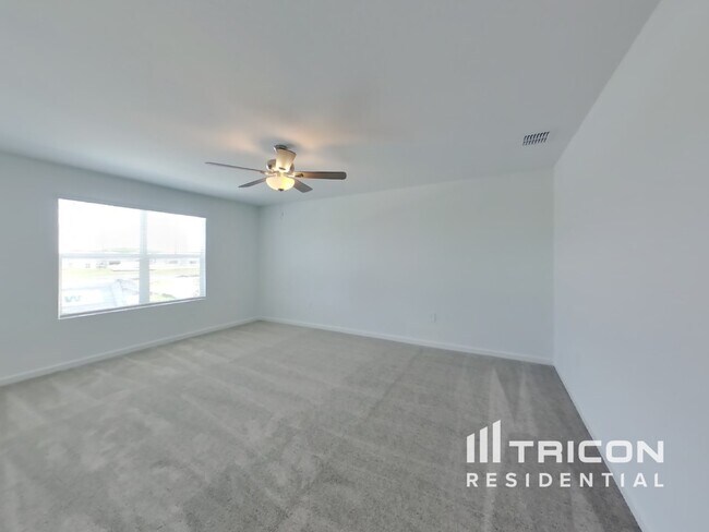 Foto del edificio - 5648 Gingham Dr