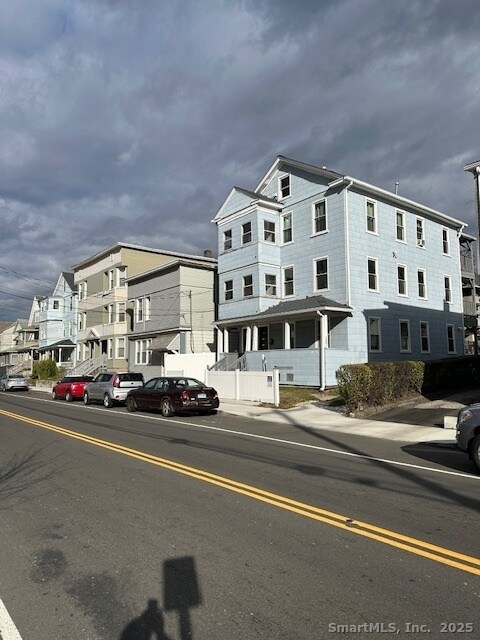 Foto principal - 2078 Seaview Ave