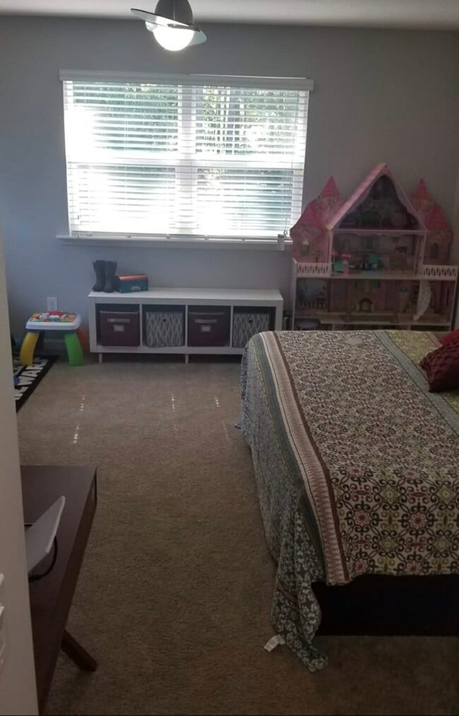 Building Photo - 83202 Purple Martin Dr