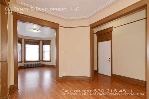 Building Photo - 9028 S Houston Ave