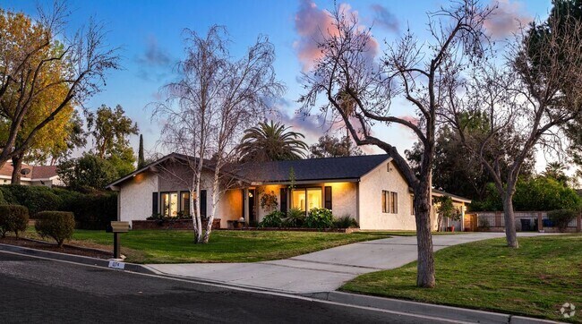 Picture of Whitegate Apartments for Rent with a Swimming Pool - Riverside, CA ...