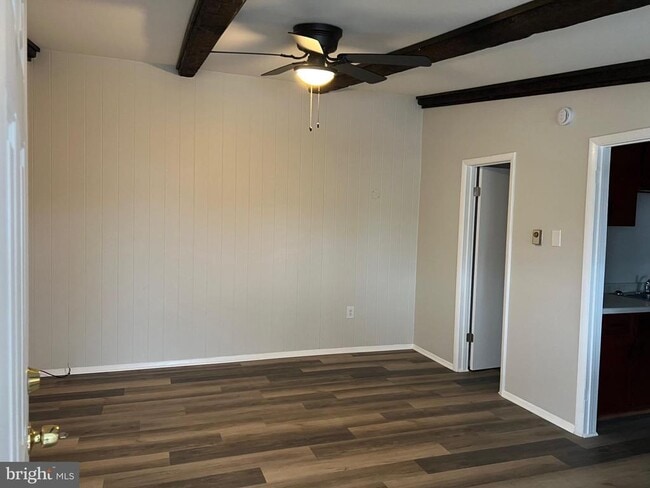 Building Photo - 360 W Patrick St