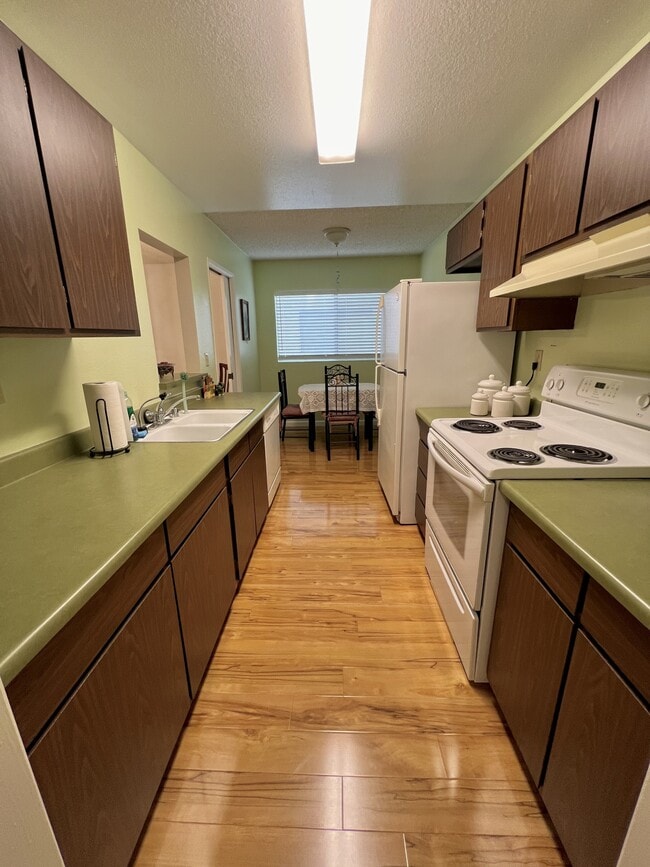 Foto del edificio - 1339 N Columbus Ave